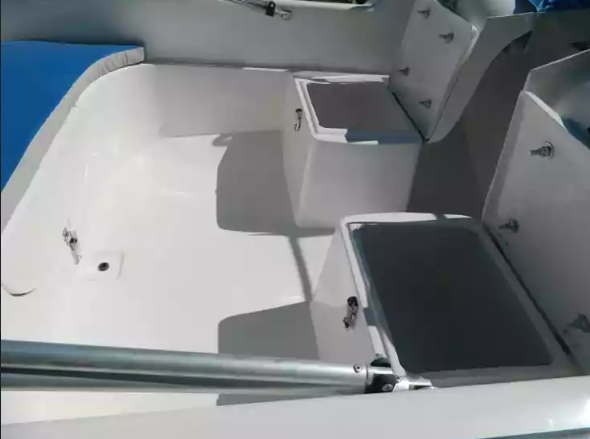 Стеклопластиковый катер Wyatboat-430 M (тримаран) в Нижнем Новгороде