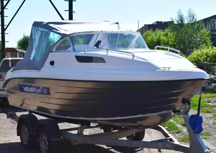 Комбинированный катер Neman-550 с каютой в Нижнем Новгороде
