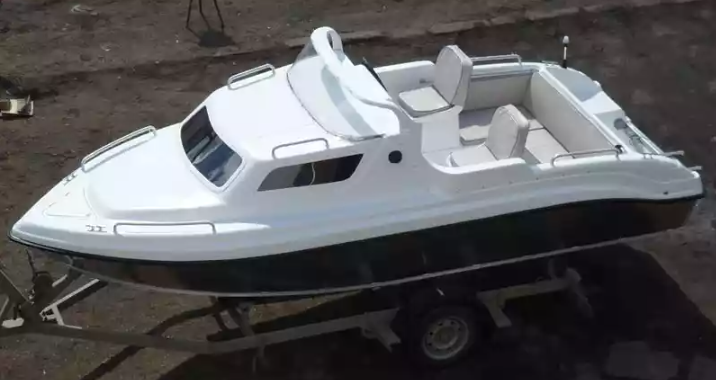 Комбинированный катер Neman-500 с каютой в Нижнем Новгороде