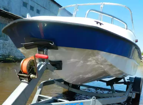 Стеклопластиковый катер Wyatboat-430 M (тримаран) в Нижнем Новгороде