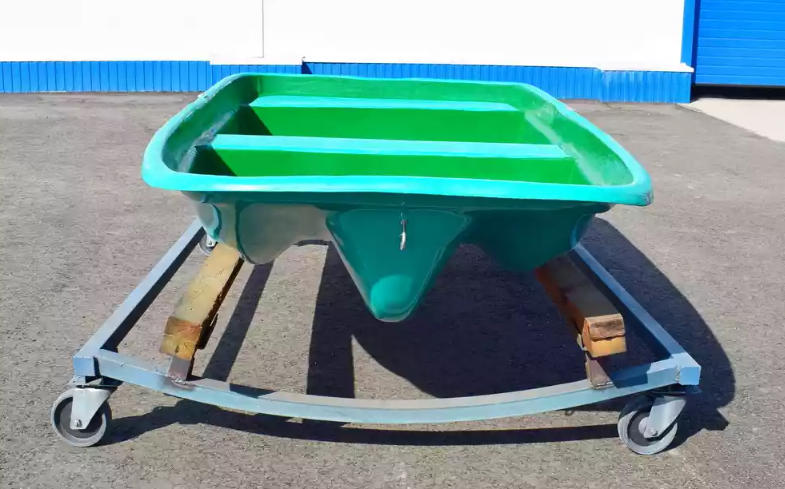 Стеклопластиковая лодка Старт (тримаран) в Нижнем Новгороде