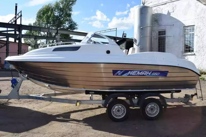 Комбинированный катер Neman-550 с каютой в Нижнем Новгороде