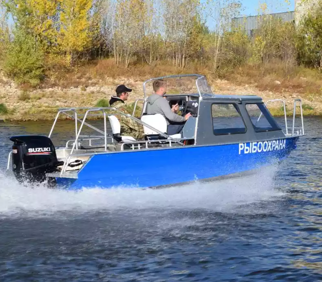 Алюминиевый катер Неман 550 с каютой в Нижнем Новгороде