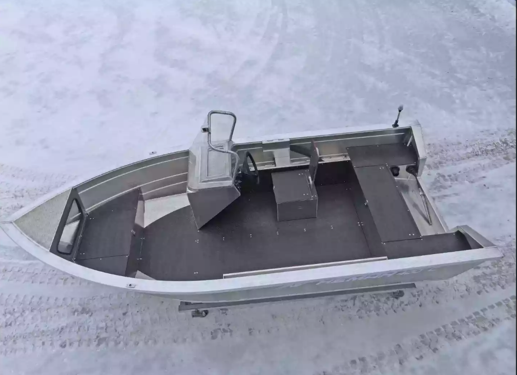Алюминиевый катер Неман-400 С в Нижнем Новгороде