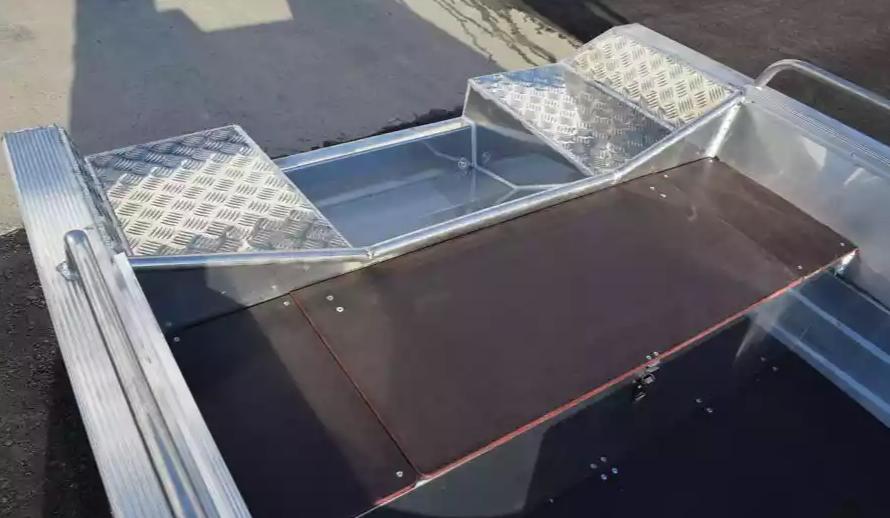 Алюминиевая лодка  Wyatboat-430 Р в Нижнем Новгороде