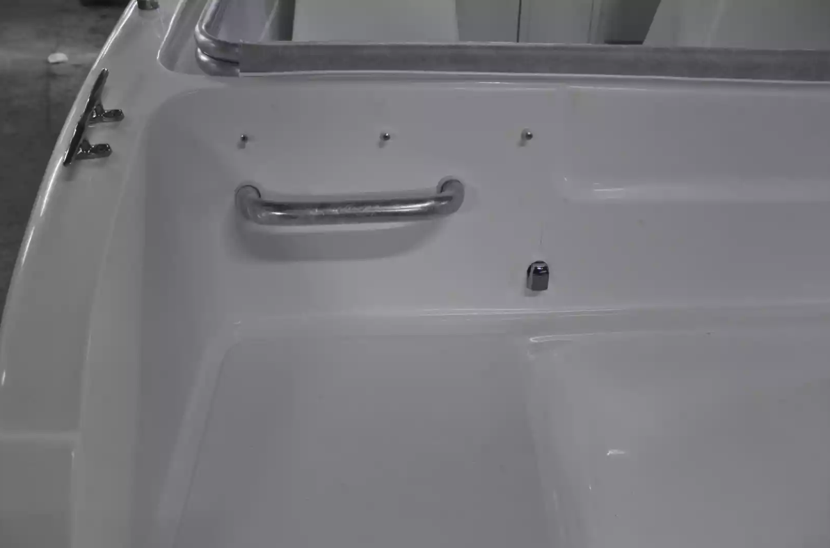 Стеклопластиковый катер Neman-500 в Нижнем Новгороде