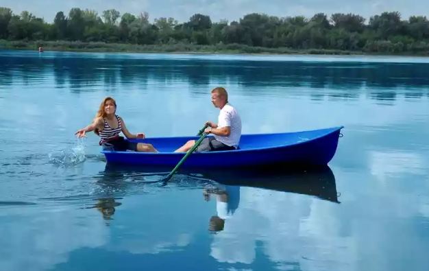 Стеклопластиковая лодка Дельфин в Нижнем Новгороде