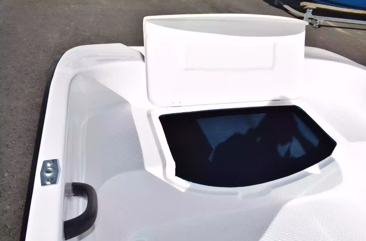 Стеклопластиковая лодка Пингвин (тримаран) в Нижнем Новгороде