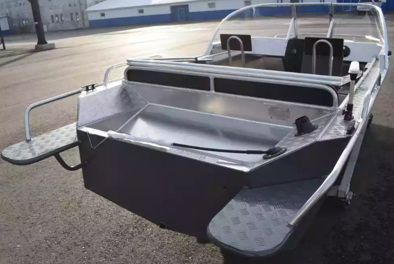 Алюминиевый катер Wyatboat-460 DCM в Нижнем Новгороде