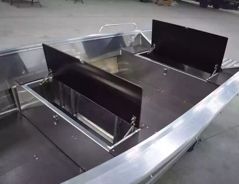 Алюминиевая лодка  Wyatboat-430 Р в Нижнем Новгороде