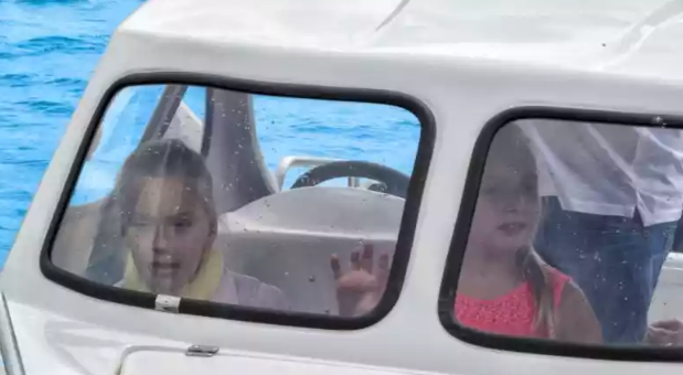 Стеклопластиковый катер Wyatboat-3 П (полурубка) в Нижнем Новгороде