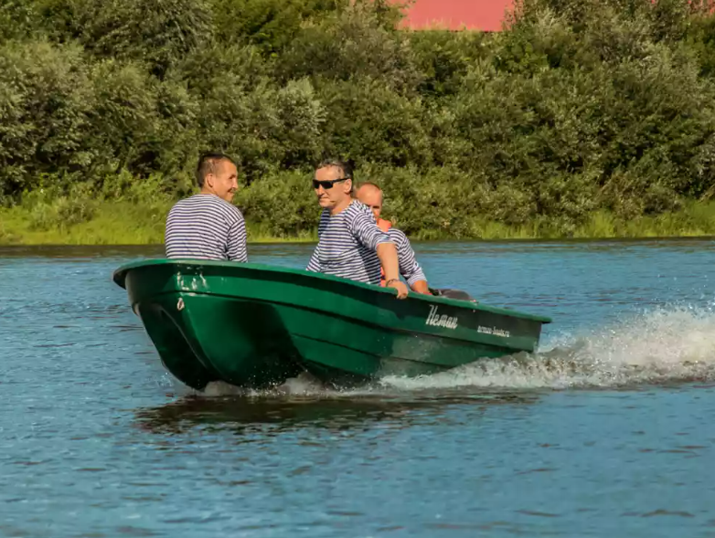 Стеклопластиковая лодка Neman-340 (тримаран) в Нижнем Новгороде
