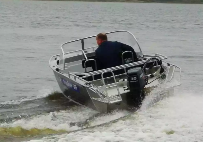 Алюминиевый катер Wyatboat-460 DCM в Нижнем Новгороде