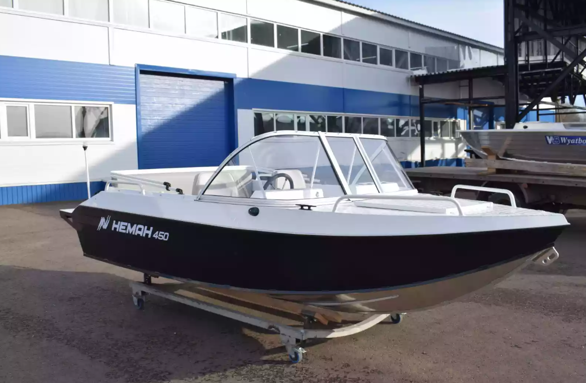 Алюминиевый катер Неман-450 в Нижнем Новгороде