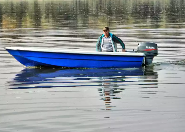 Стеклопластиковая лодка Wyatboat 430 тримаран в Нижнем Новгороде