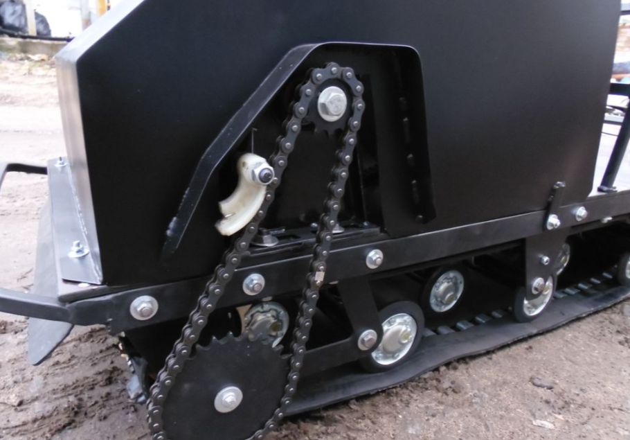 Мотобуксировщик AhtaR Зима 15 л/с с вариатором в Нижнем Новгороде