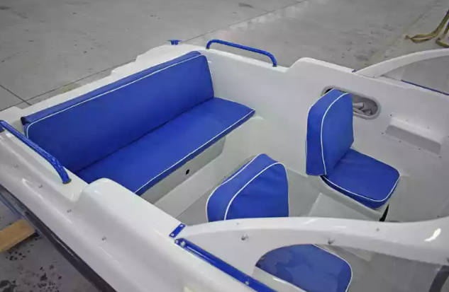 Комбинированный катер Neman-450 в Нижнем Новгороде