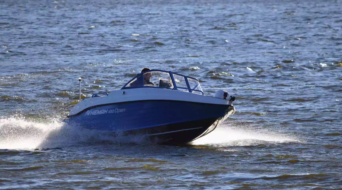 Комбинированный катер Neman-450 Open в Нижнем Новгороде