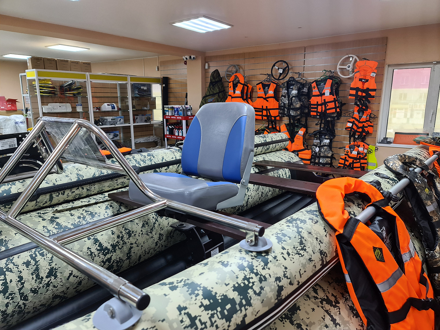 КРЕСЛО МЯГКОЕ РАСКЛАДНОЕ С ПОВОРОТНЫМ МЕХАНИЗМОМ ДЛЯ ЛОДОК в Нижнем Новгороде