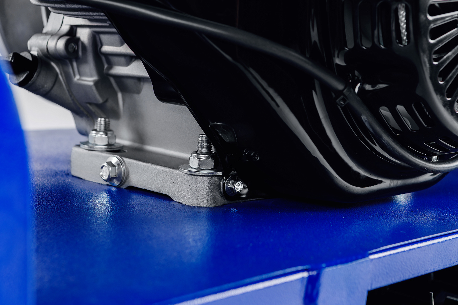 Мотобуксировщик SNOW DOG 17 с эл. запуском (DINKING) в Нижнем Новгороде