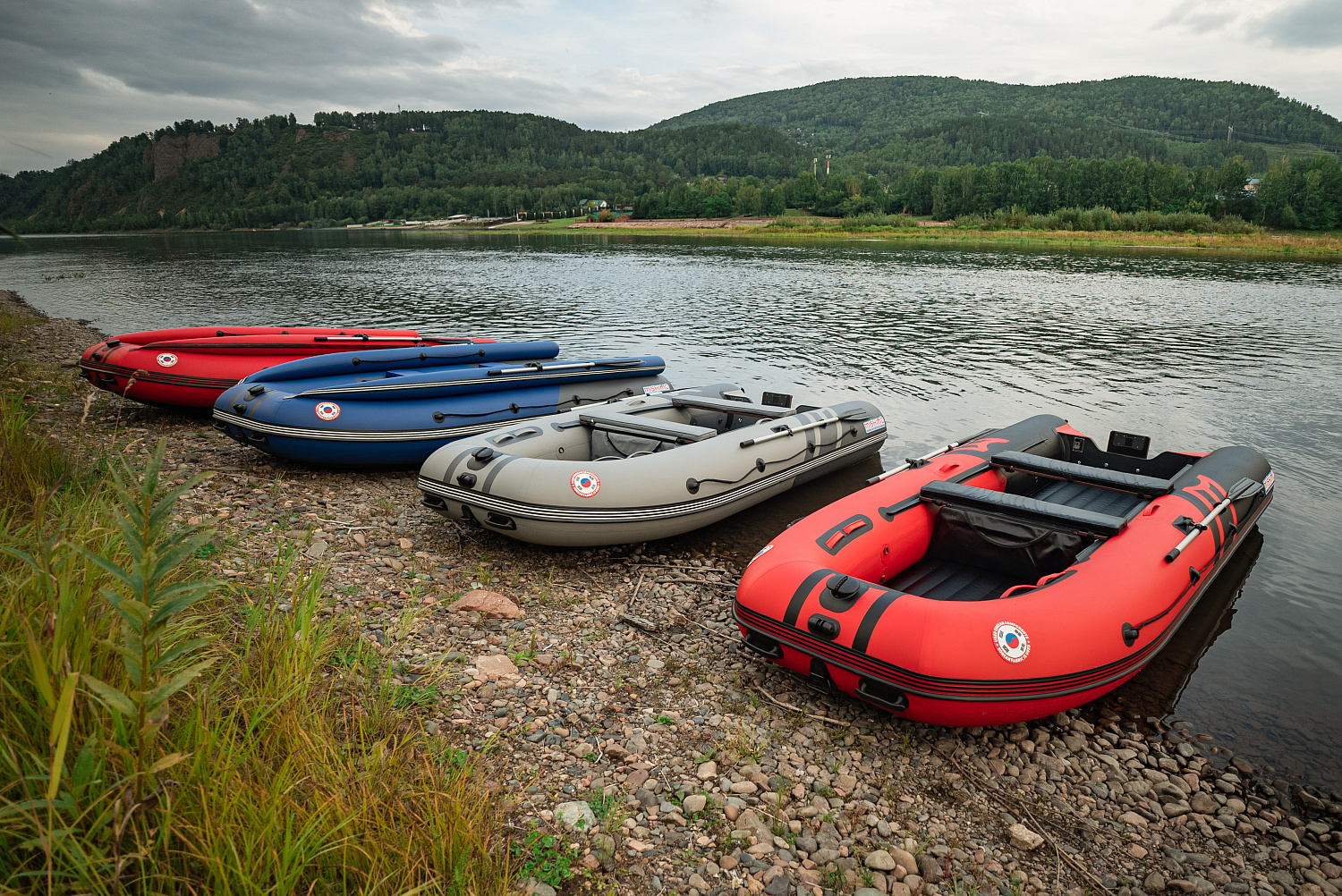 Лодка MISHIMO RIVER FJET PRO 430  под водомет в Нижнем Новгороде