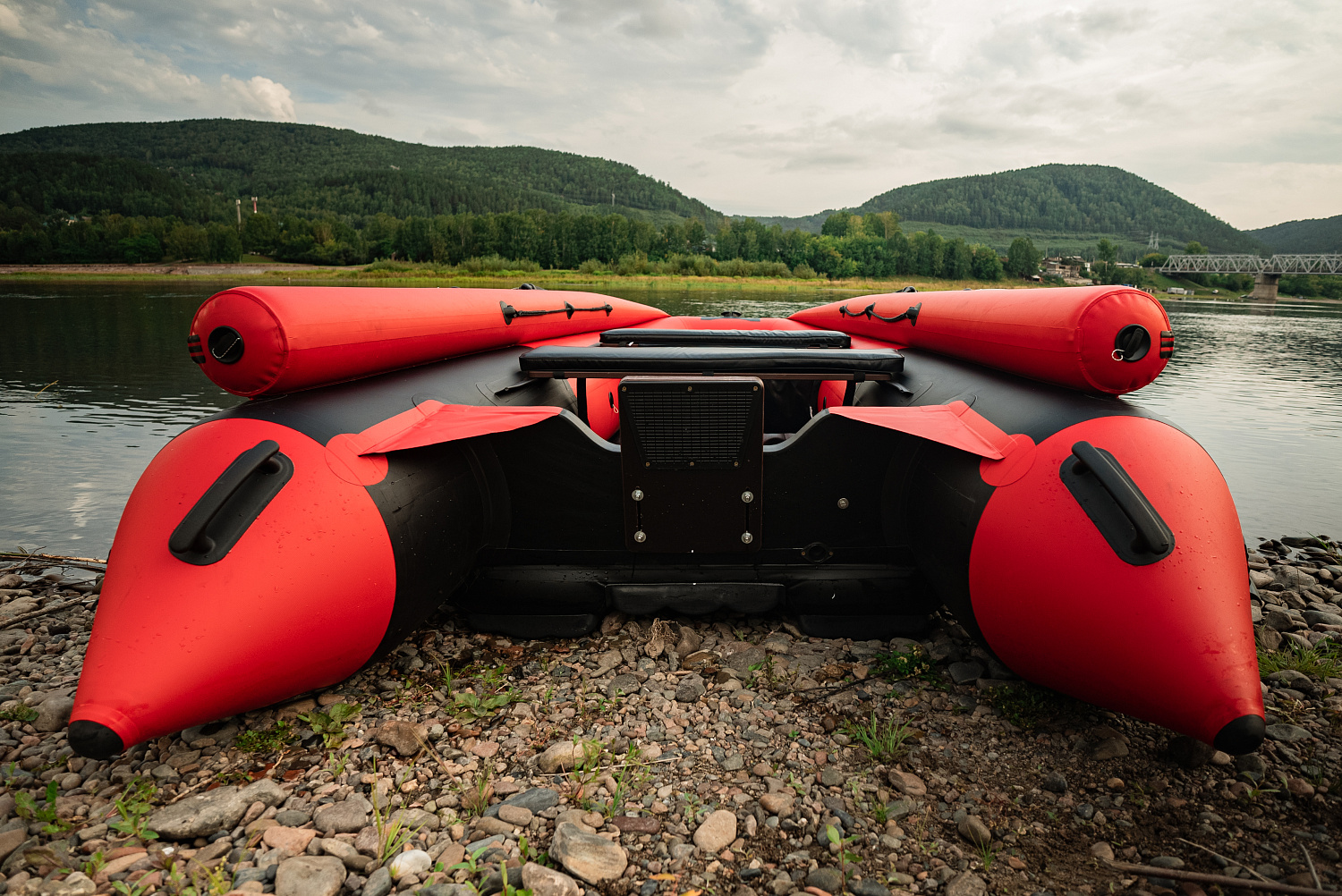 Лодка MISHIMO RIVER FJET PRO 430  под водомет в Нижнем Новгороде