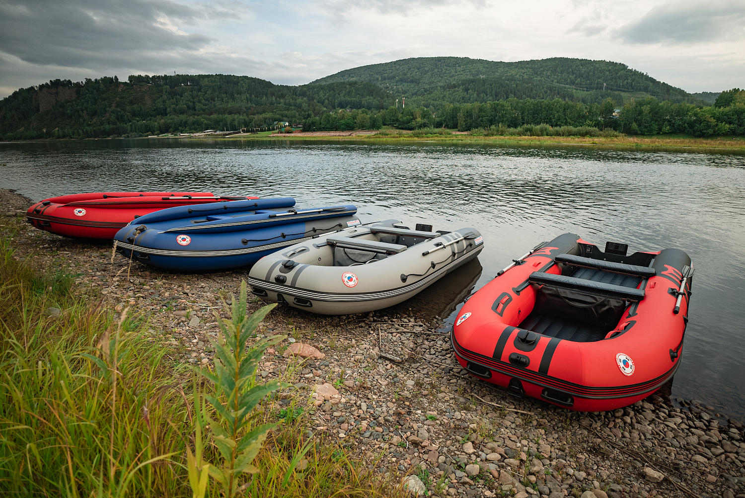 Лодка MISHIMO RIVER FJET PRO 430  под водомет в Нижнем Новгороде
