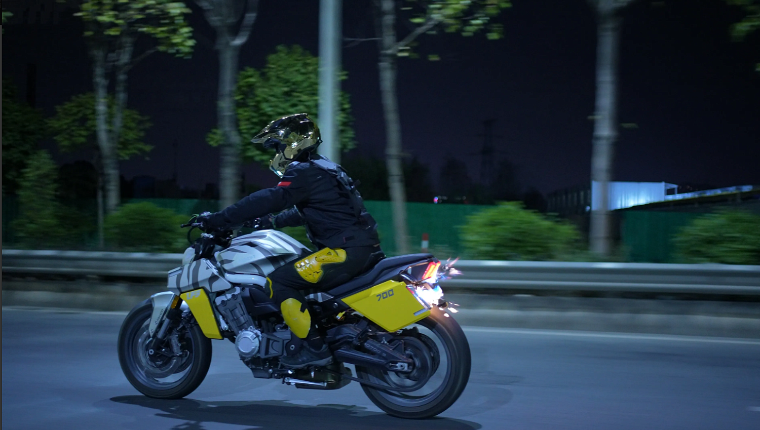 Мотоцикл Benda LFS 700 в Нижнем Новгороде