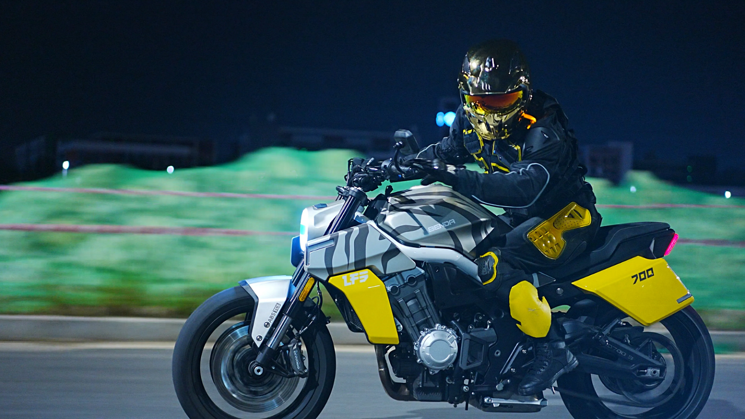 Мотоцикл Benda LFS 700 в Нижнем Новгороде